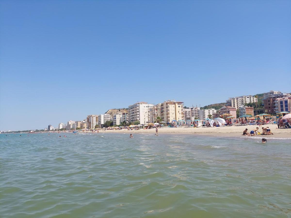 Golden Beach Apartments Durrës Kültér fotó