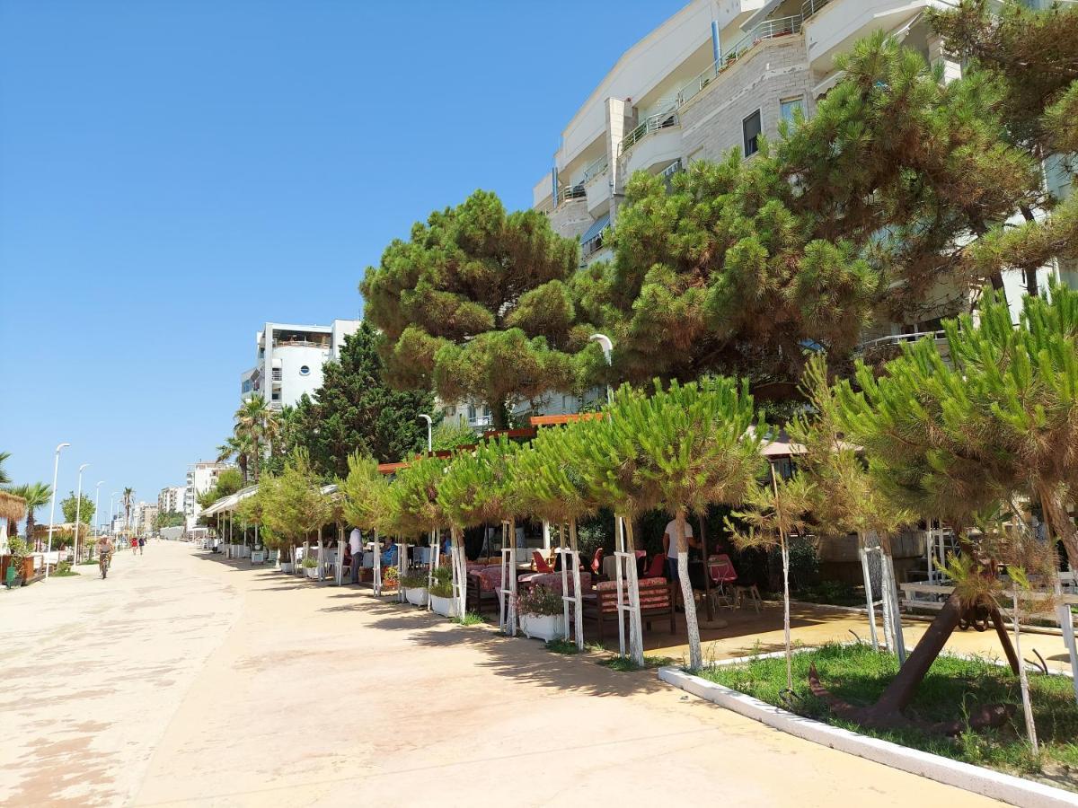 Golden Beach Apartments Durrës Kültér fotó