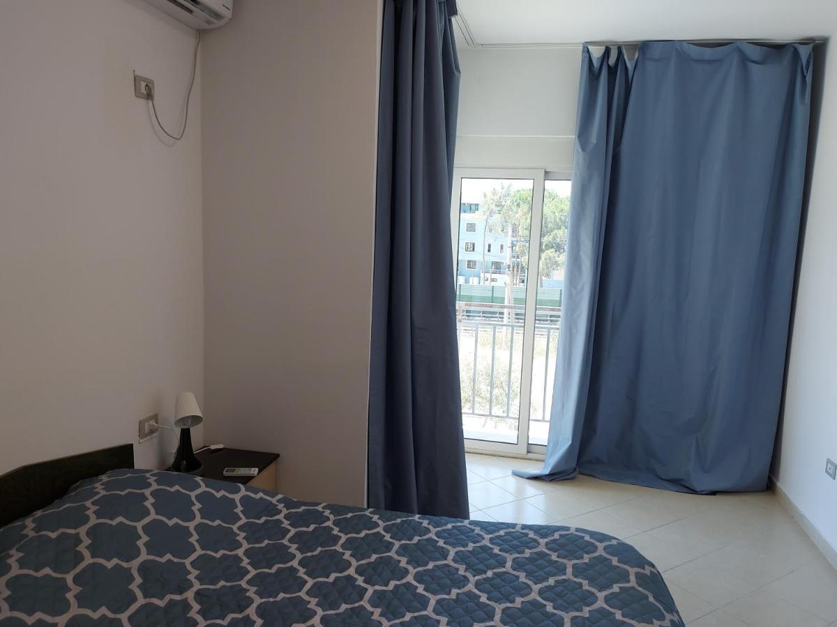 Golden Beach Apartments Durrës Kültér fotó