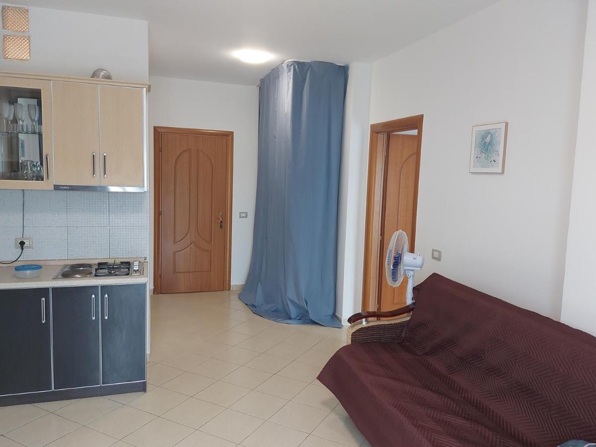 Golden Beach Apartments Durrës Kültér fotó